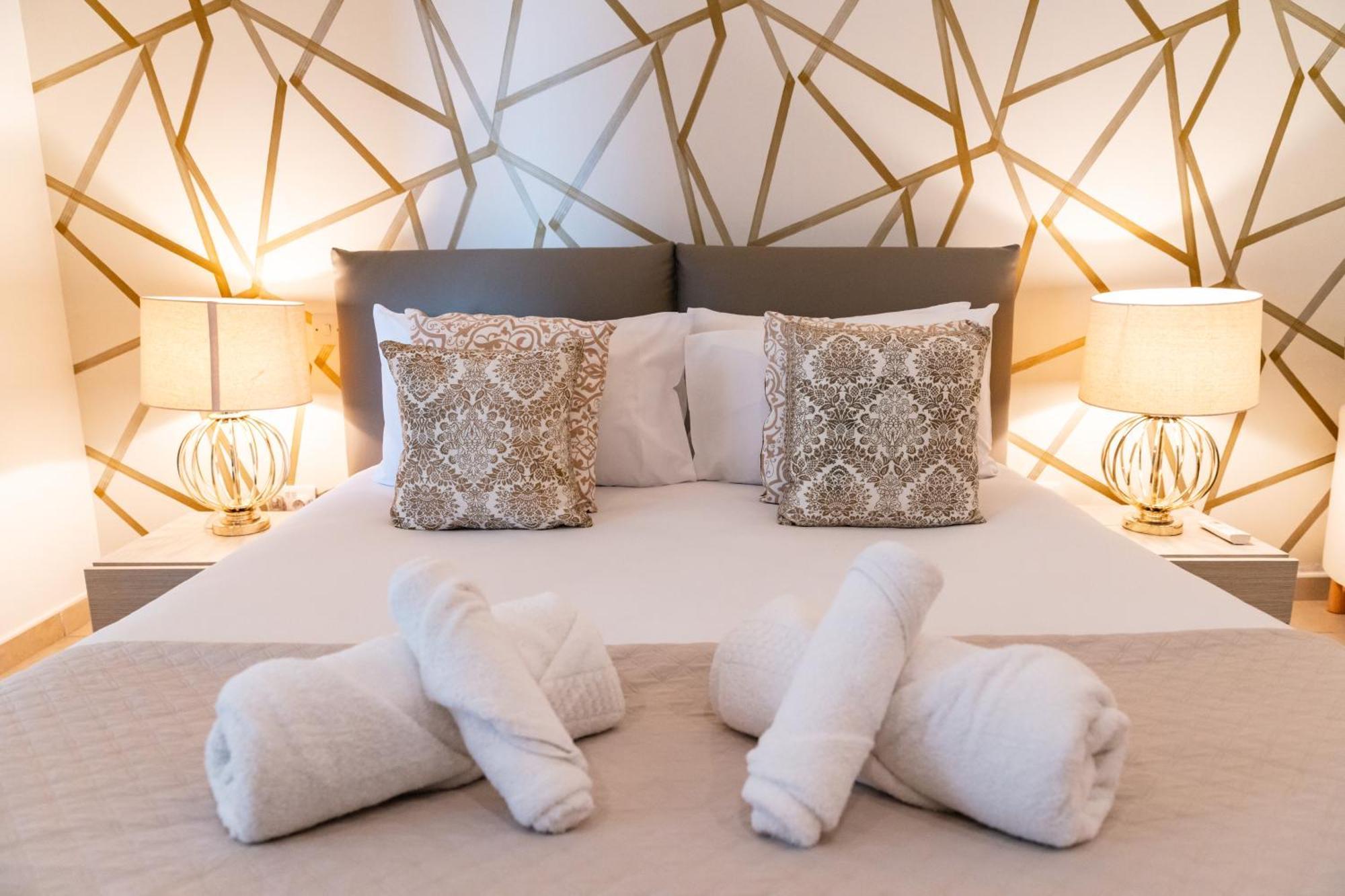 Luxury Seafront 3Br With Pool By Arcobnb Sliema Eksteriør bilde