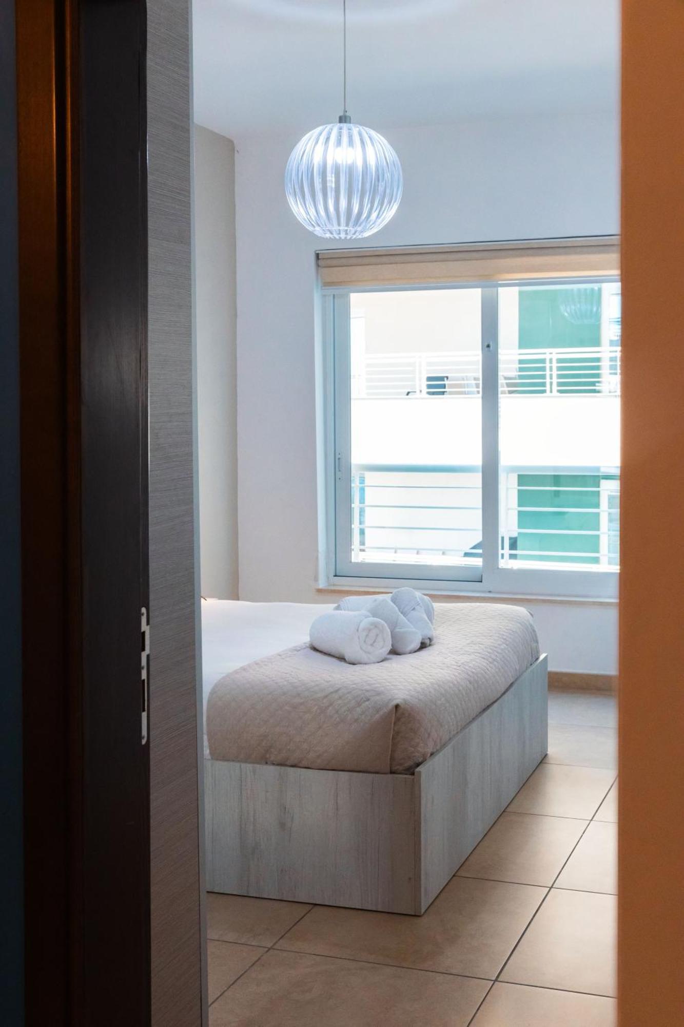 Luxury Seafront 3Br With Pool By Arcobnb Sliema Eksteriør bilde