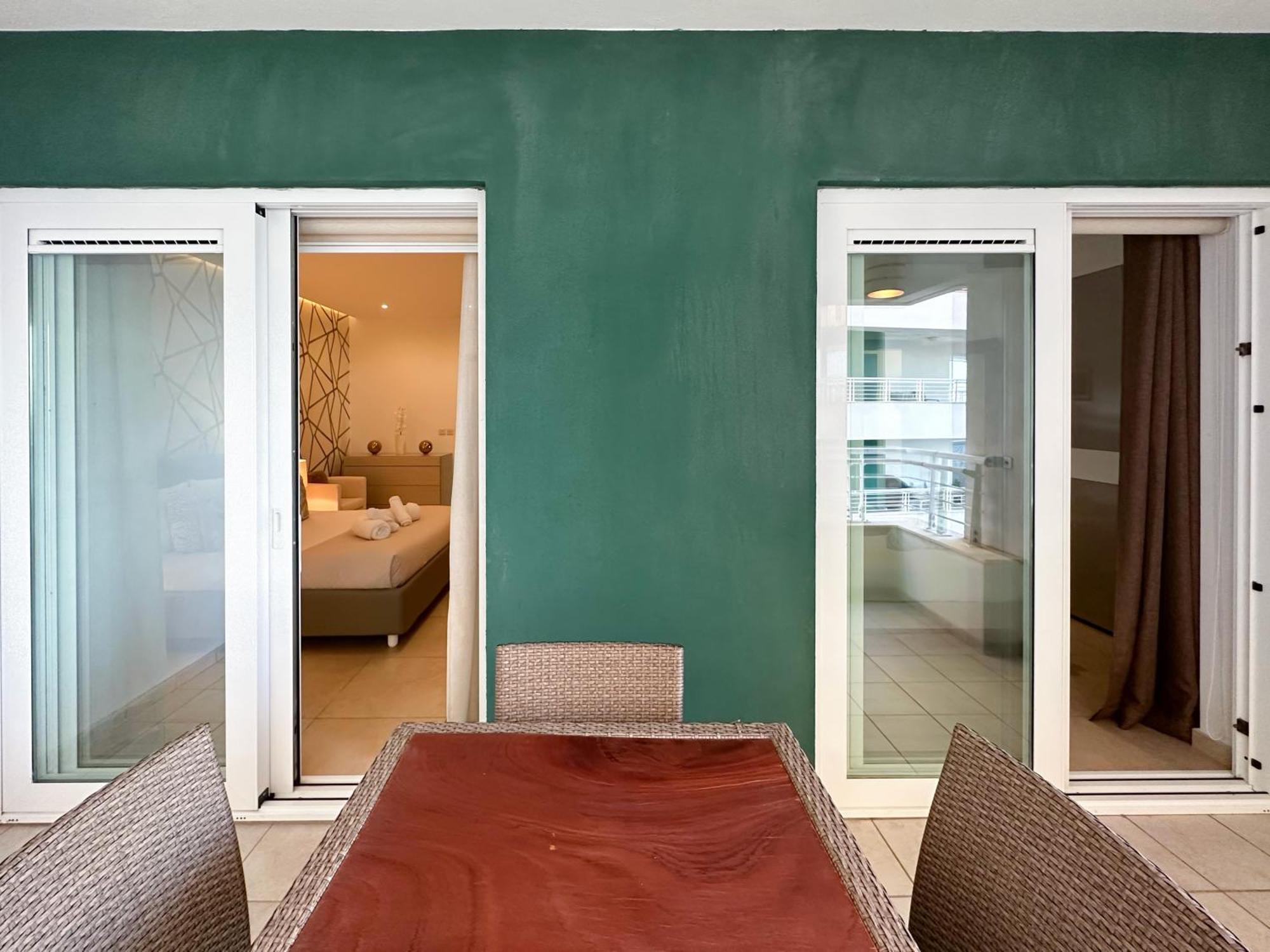 Luxury Seafront 3Br With Pool By Arcobnb Sliema Eksteriør bilde