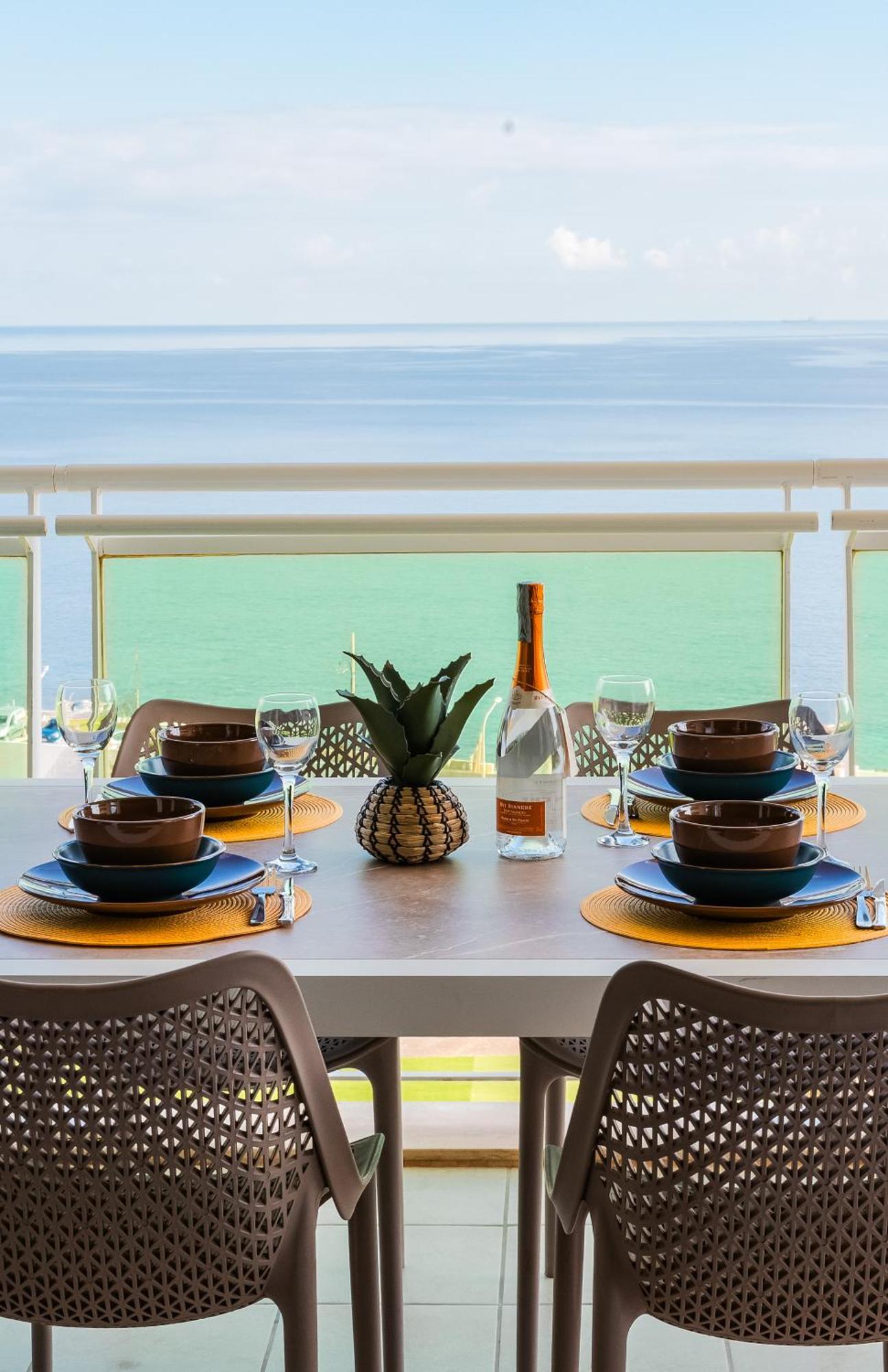 Luxury Seafront 3Br With Pool By Arcobnb Sliema Eksteriør bilde